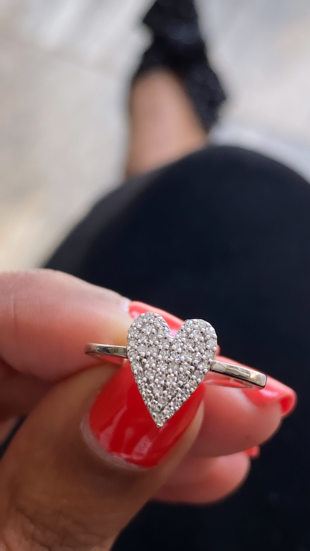 Diamond Heart Ring-White Gold
